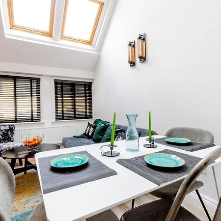 Modern 2 Bedroom Queen Street Apartment นอร์ริช ภายนอก รูปภาพ